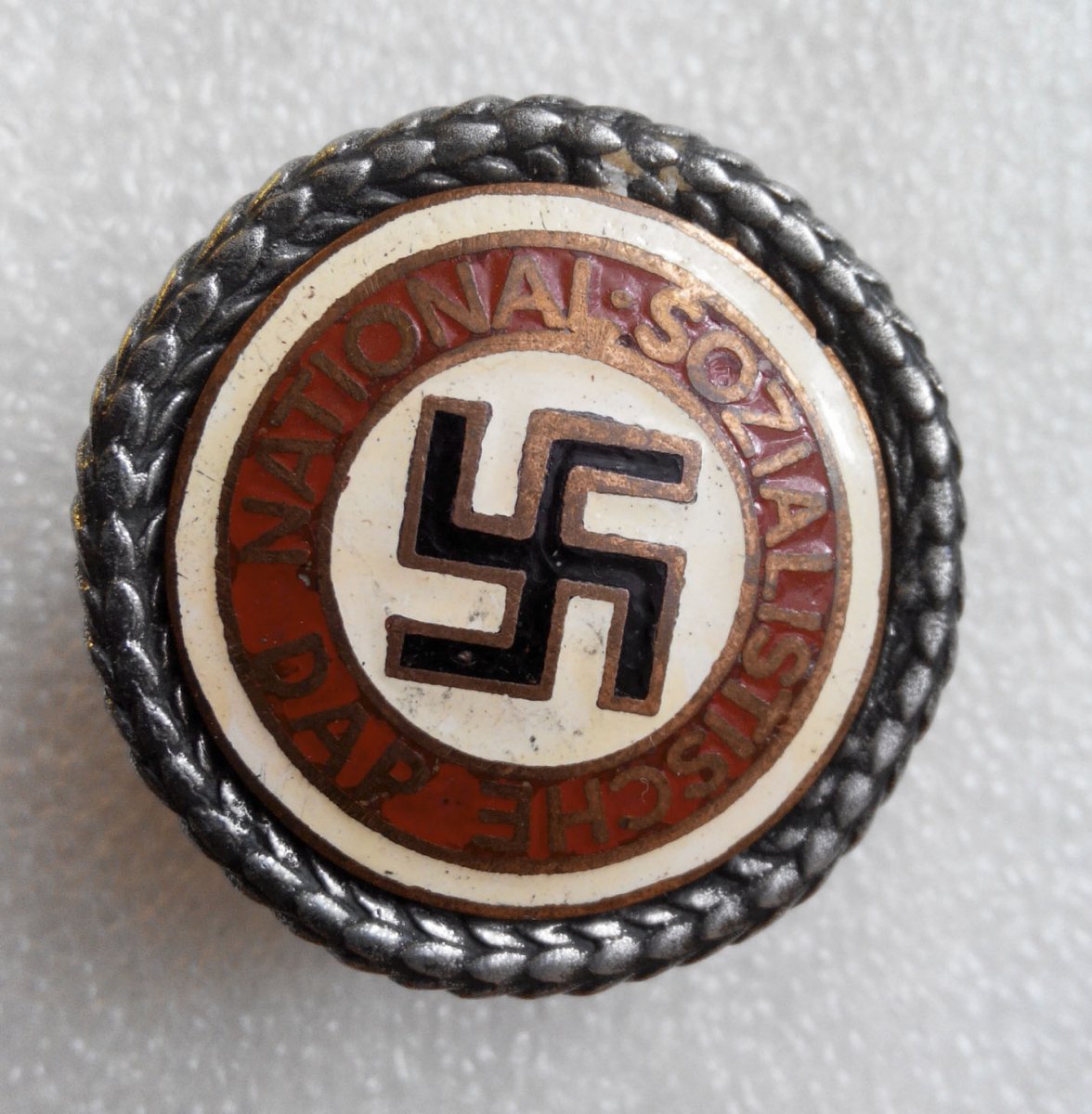 Знак NSDAP