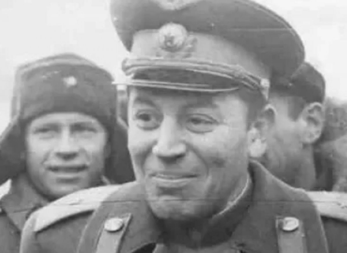 Василий сталин