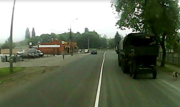 1566bccd03f6.jpg
