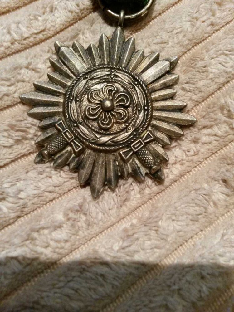 1677416_2.jpg