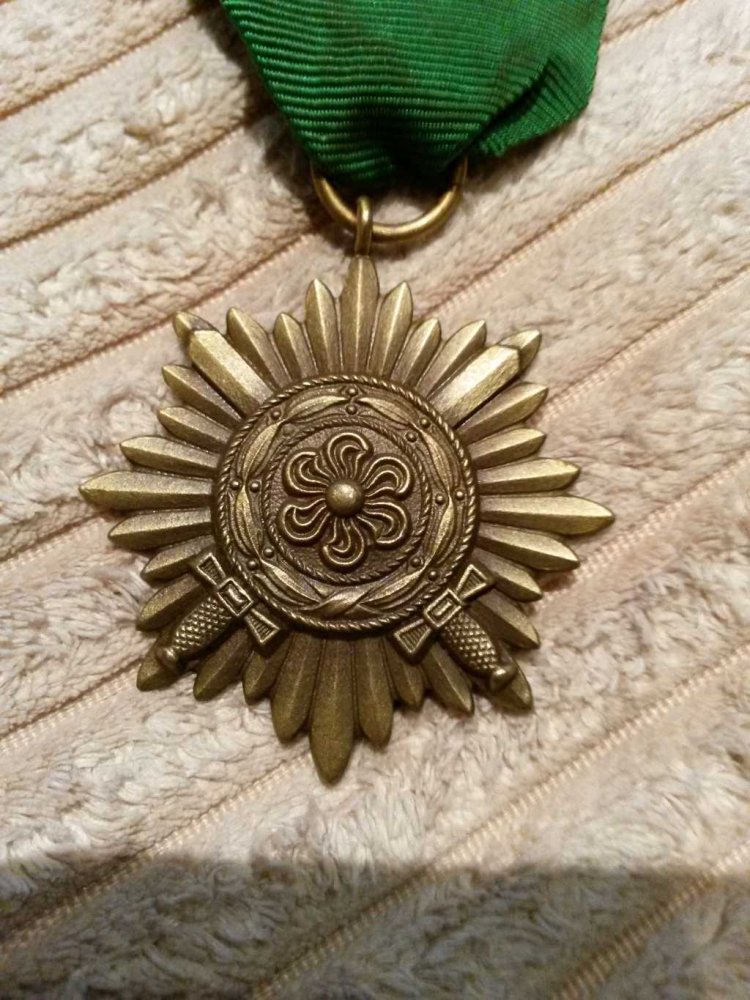 1677416_3.jpg