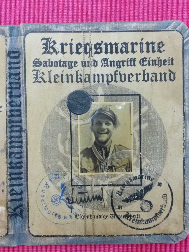 1900450_3.jpg