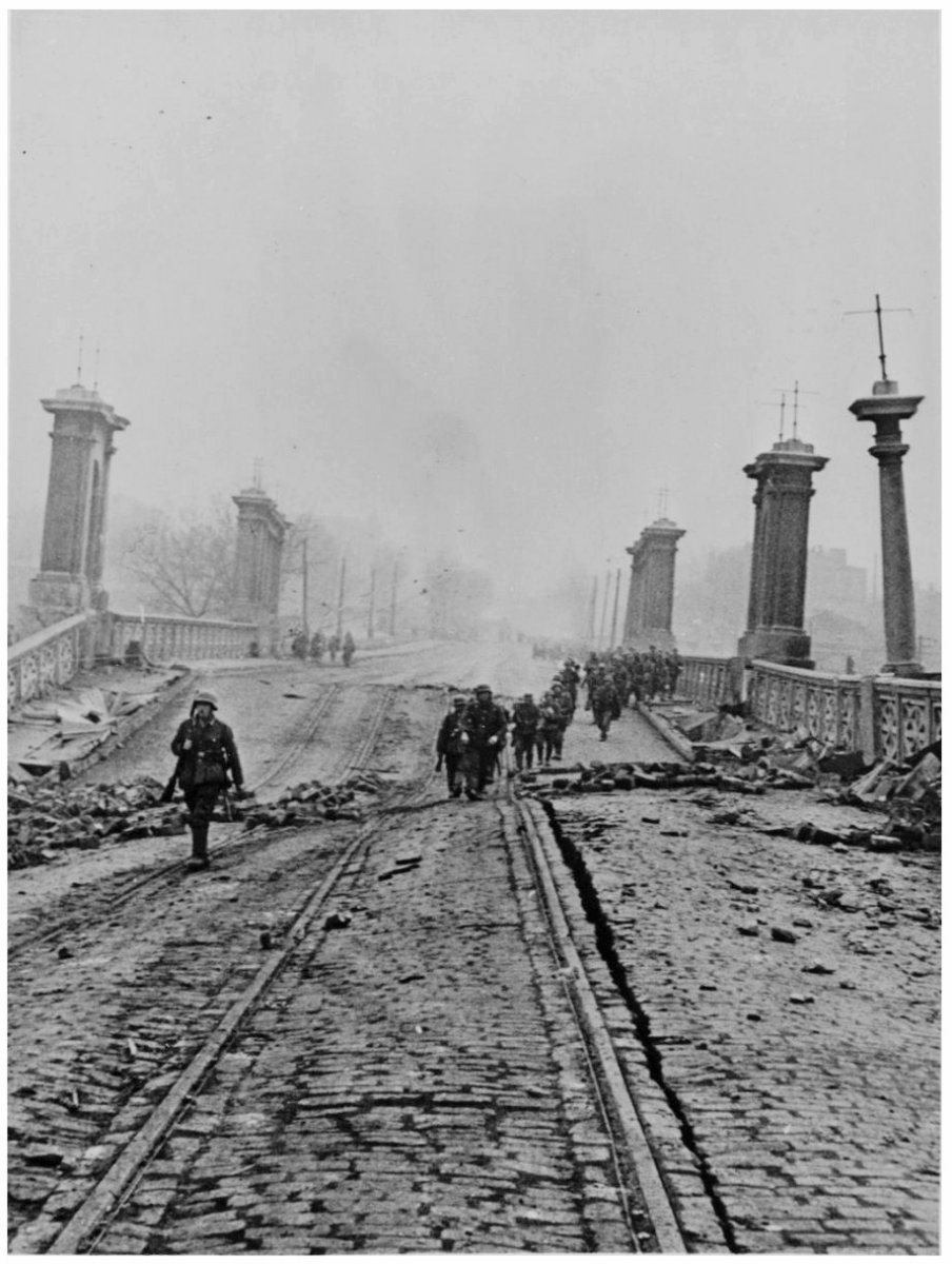 1941_image 01.jpg