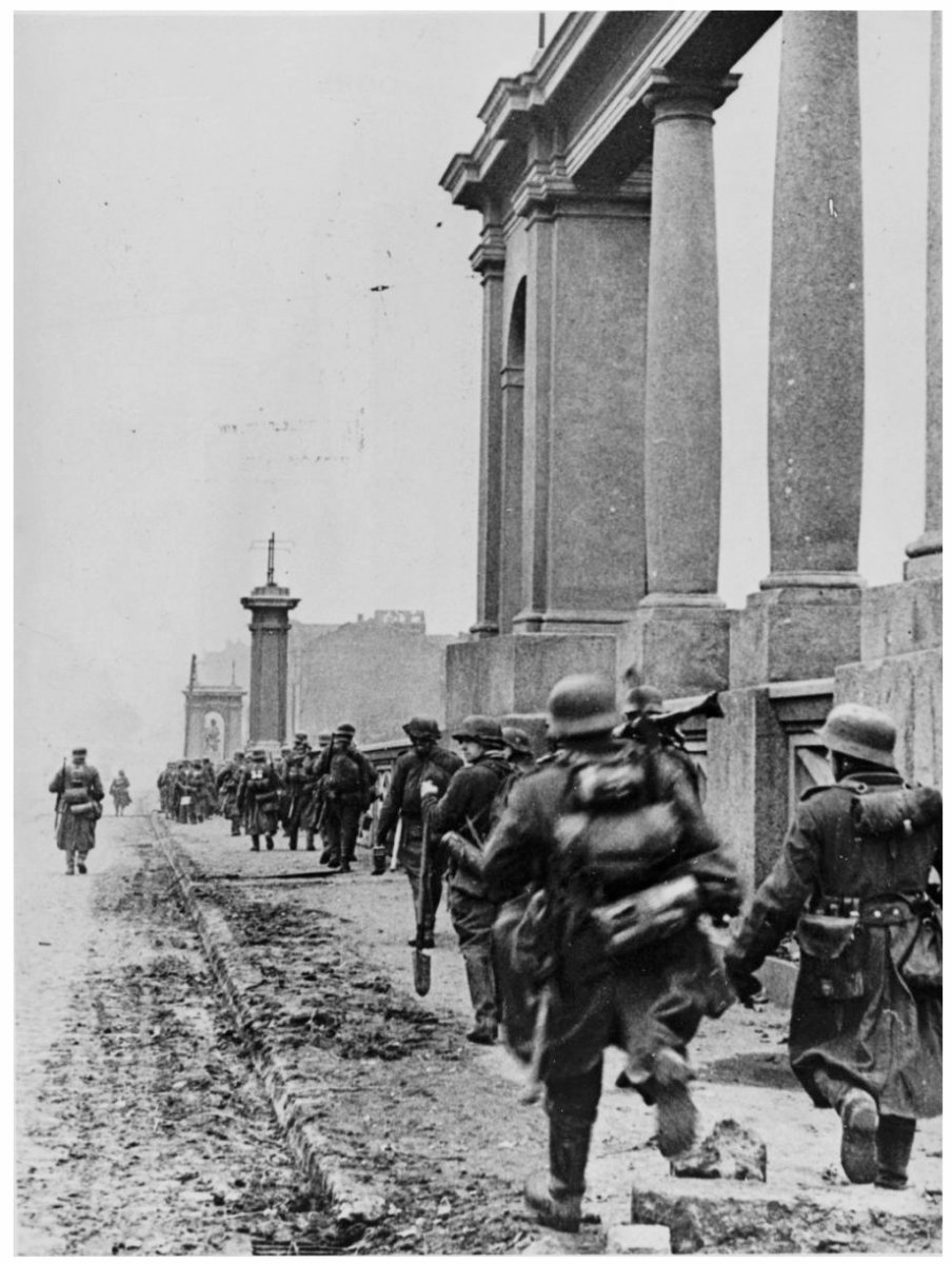 1941_image 03.jpg