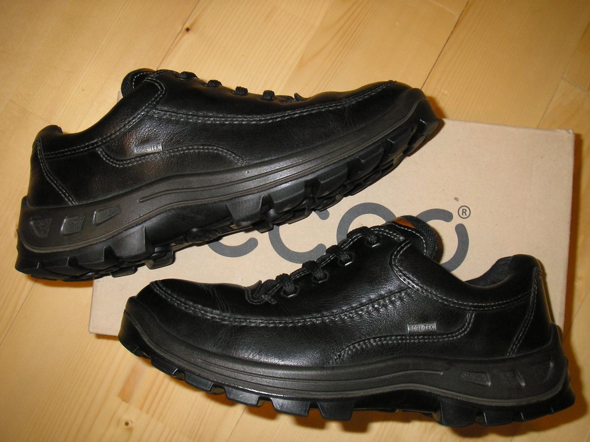 Ecco on sale track 4