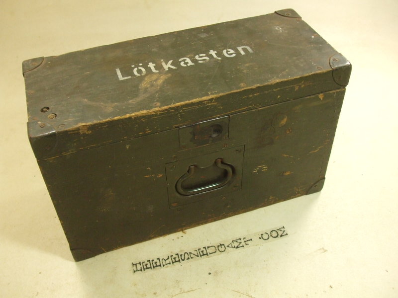21971038yb.jpg