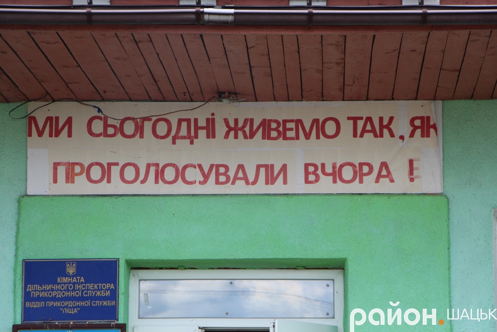 256a957d9ca58ac97d59919da7d7fad9f43c972dfa53251d801c730db4ae37b4.jpg