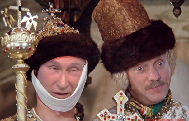 29002709_putin_peskov.jpg