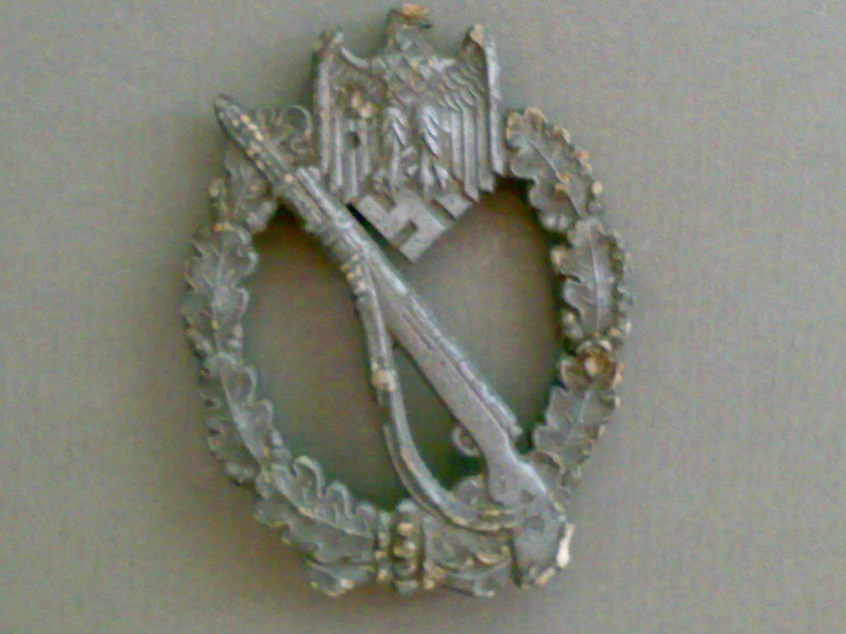 31082015525.jpg