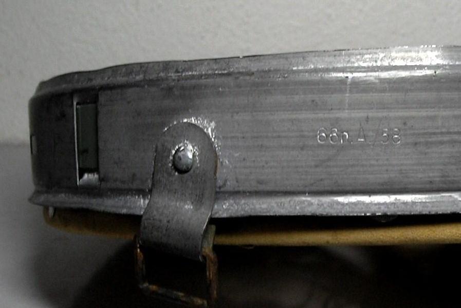 3115005973_2.jpg