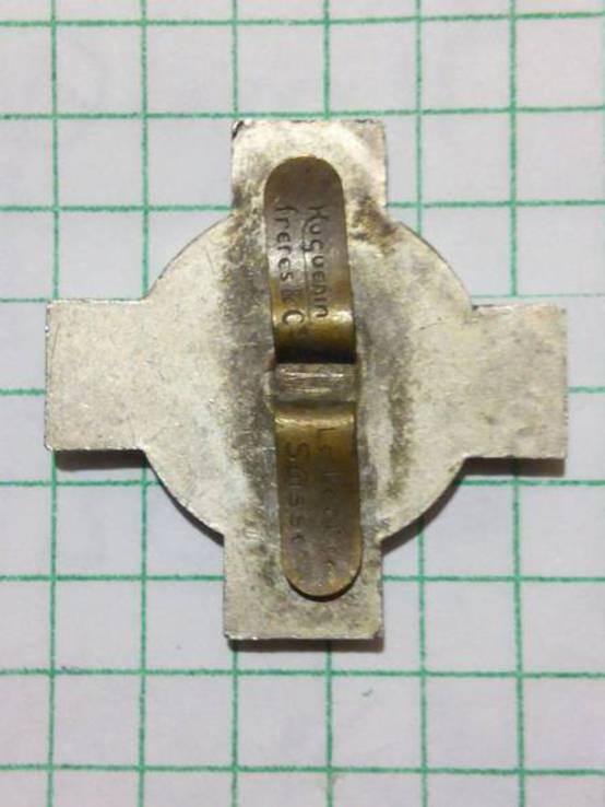 35692144.jpg
