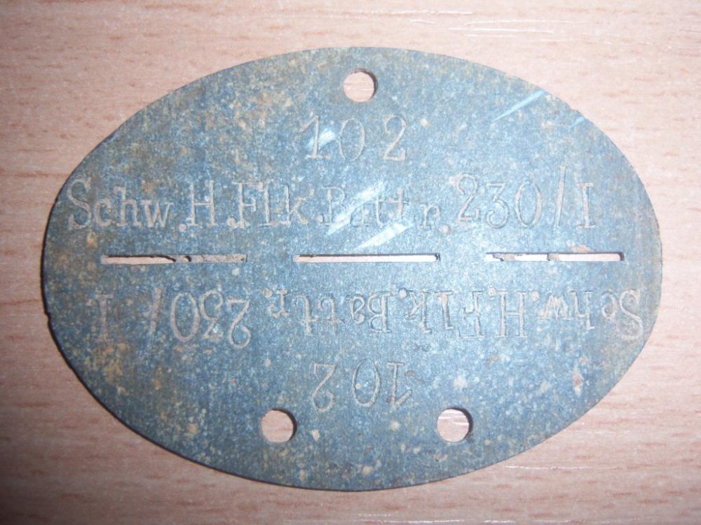 5049448432.jpg