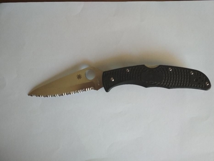 505283136_2_1000x700_spyderco-endura-c10sbk-polnyy-serreytor.jpg