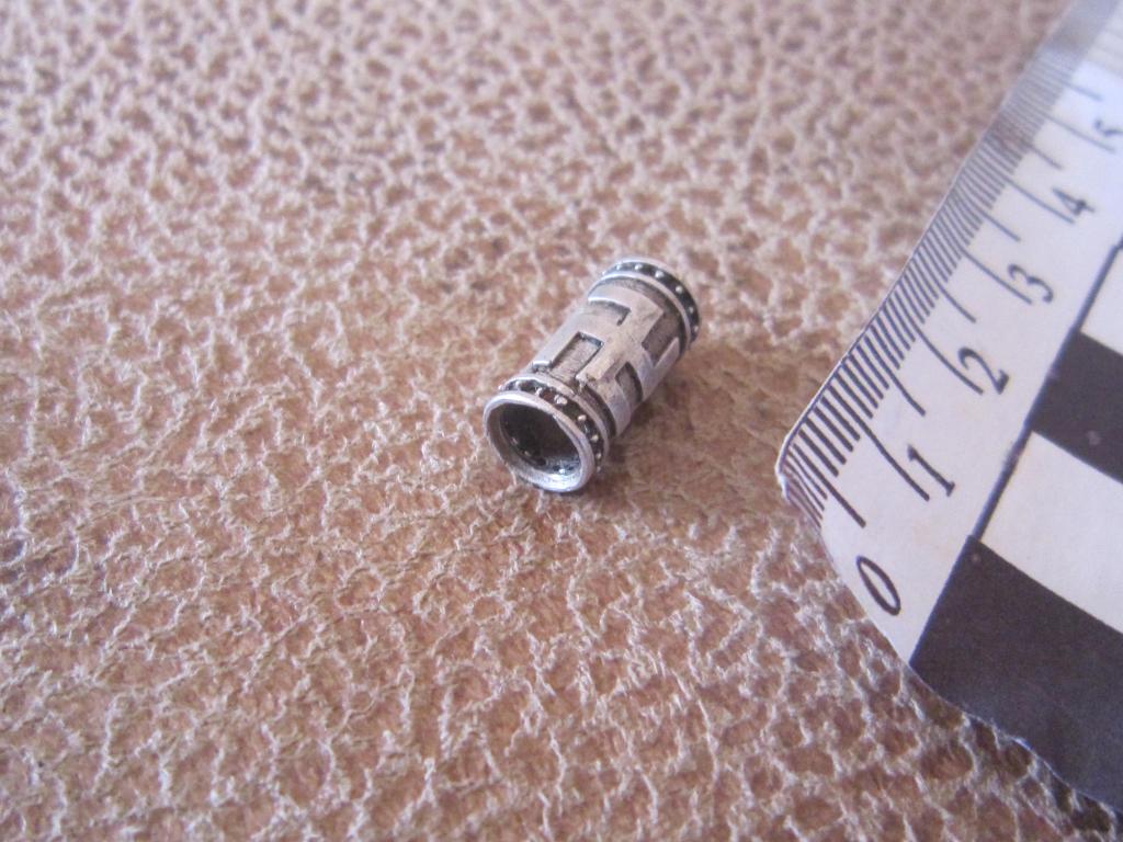 5633176167_1.jpg