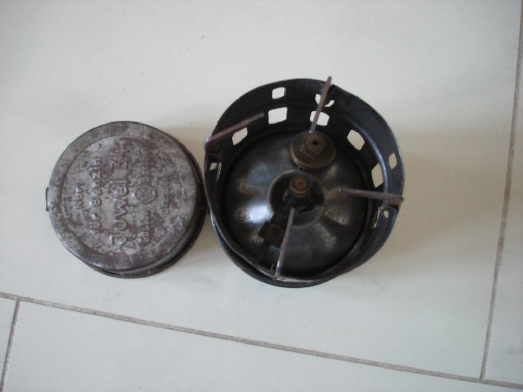 6068424580_2.jpg