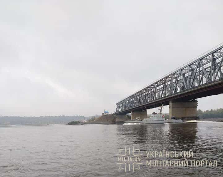 7-j-MBAK-pid-chas-perehodu-mostu-u-CHerkasah.jpg