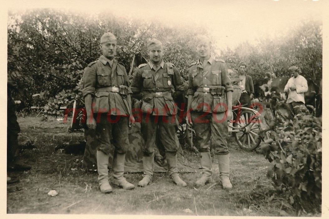 A.R.194 rtg. Winniza, Marschpause Waschen, Repar., Essen -.jpg