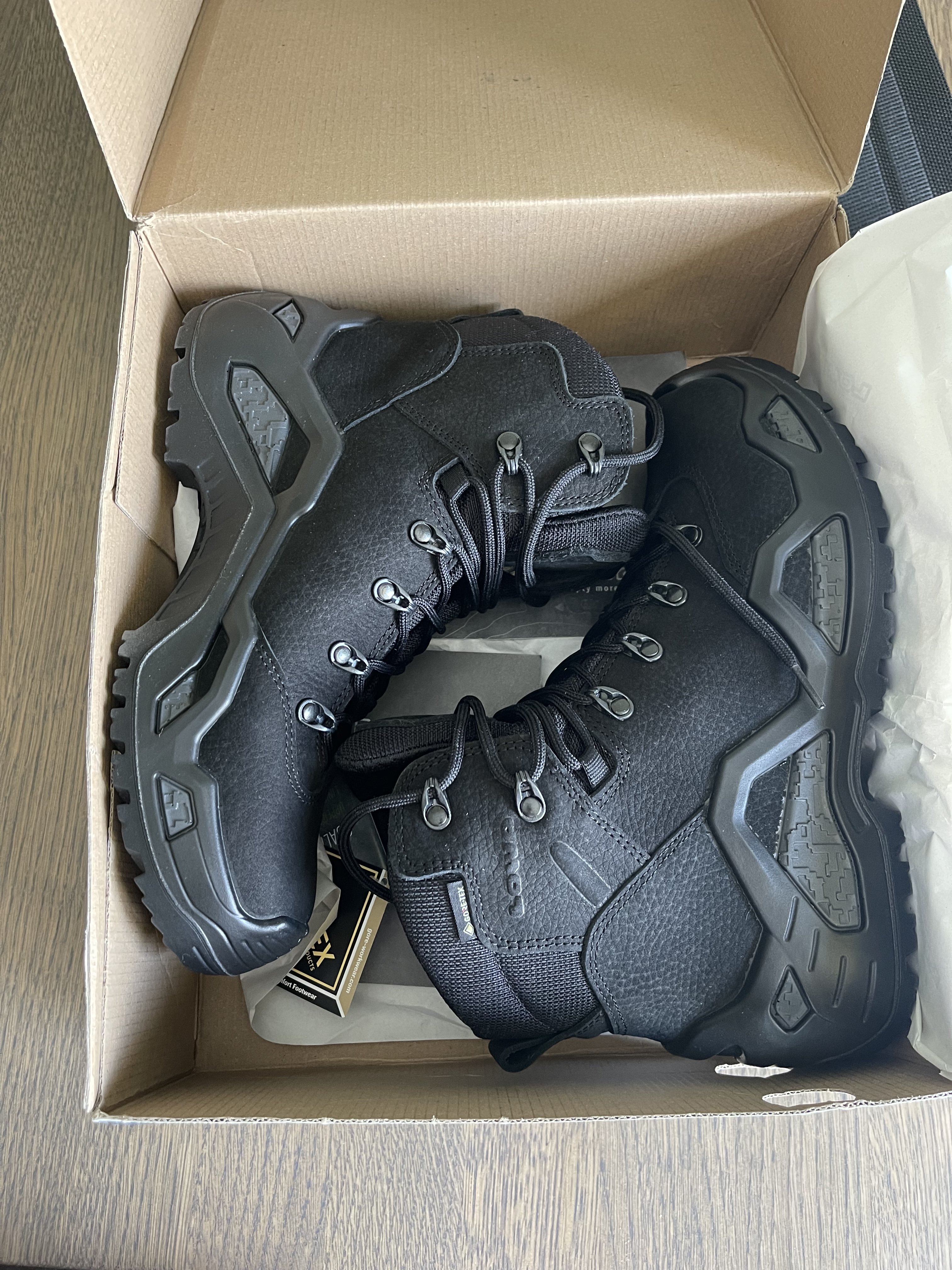 Lowa z6n shop gtx