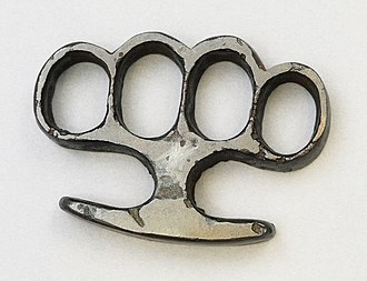 Abraham_Lincoln_bodyguard's_brass_knuckles_04725u_original.jpg