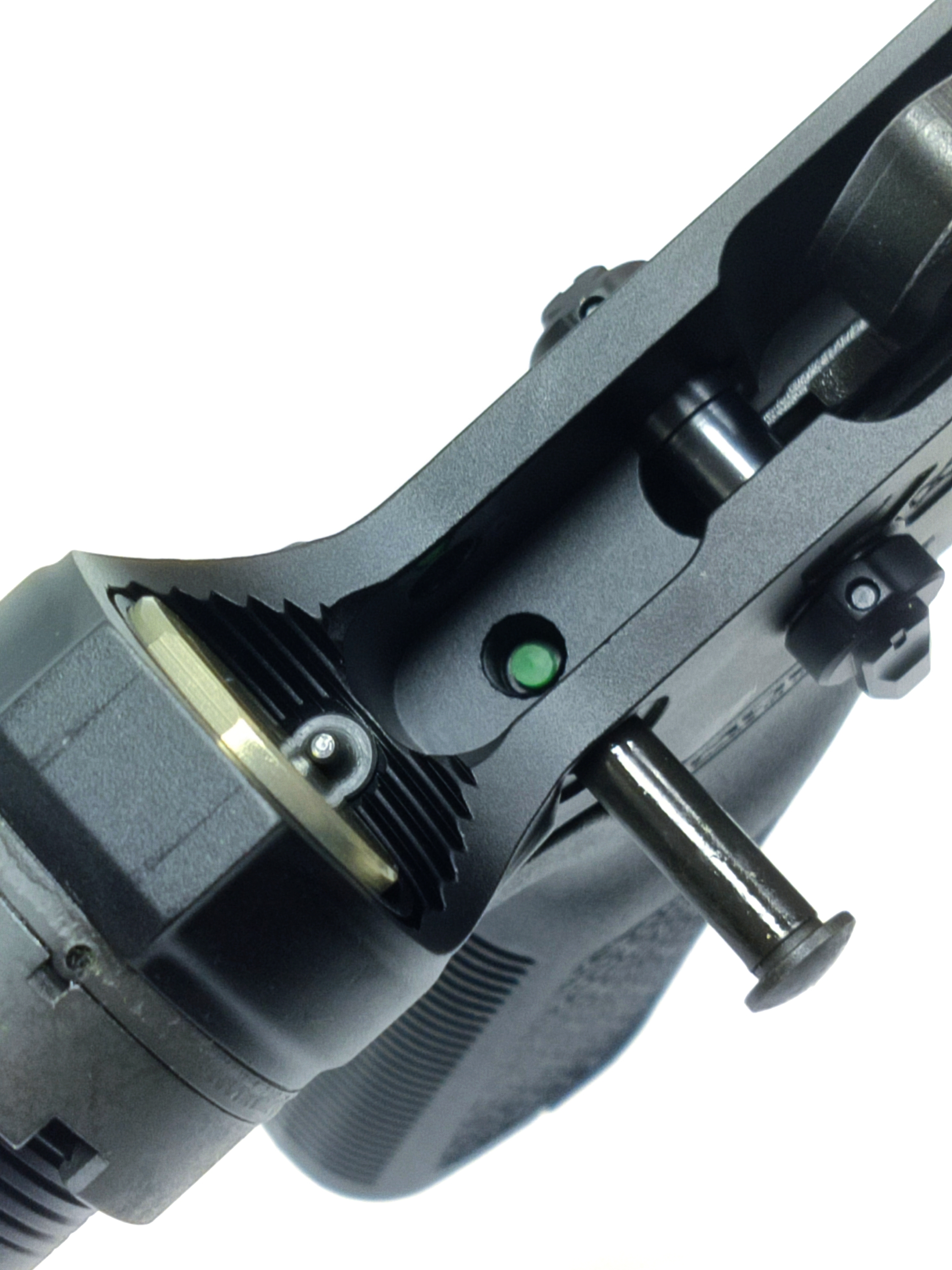 aero-precision-ar15-m4e1-pro-145-556-x-45-mm-223-rem-chrome-b.jpg
