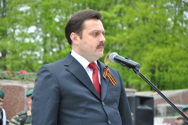 andrij-derkach_large.jpg