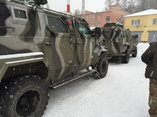 azov car1.jpg