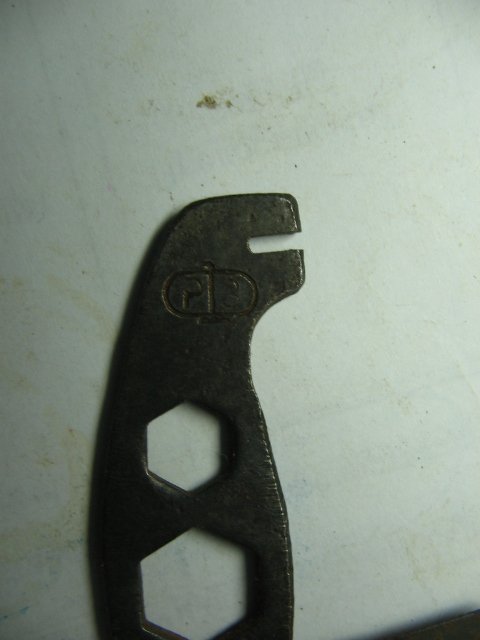 б 8742.jpg