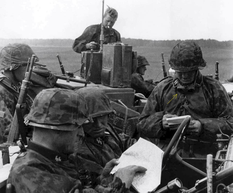 Befehlsausgabe- Soldaten der Division  ,,Das Reich,, zu Beginn des Russlandfeldzuges.jpg