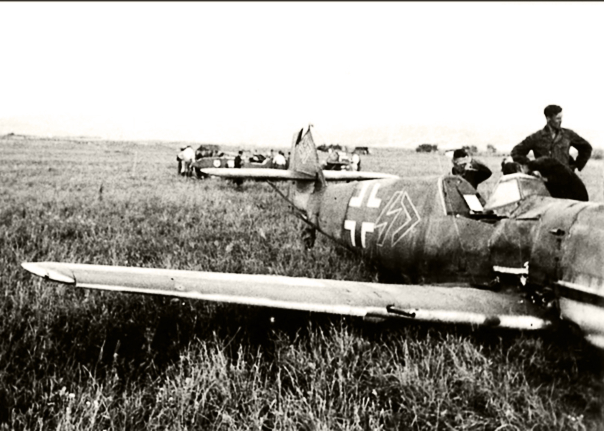 Bf109E-3.Stab.II.JG77.Georg Schirmbock.Nr.1962.Romania.20.07.1941.jpg