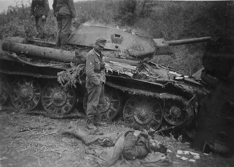 Бойцы 4-й горнострелковой Пантелеевой Балке, 27 мая 1942.jpg