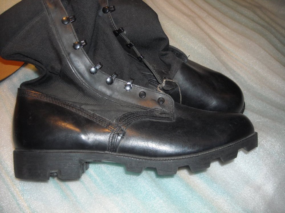 boots 13 004.jpg