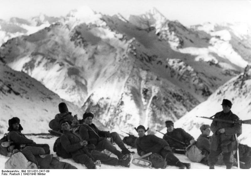 Bundesarchiv_Bild_101I-031-2417-09,_Russland,_Kaukasus,_Gebirgsjäger.jpg