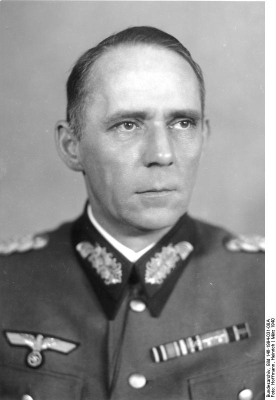 Bundesarchiv_Bild_146-1994-031-08A,_Adolf_v._Schell.jpg
