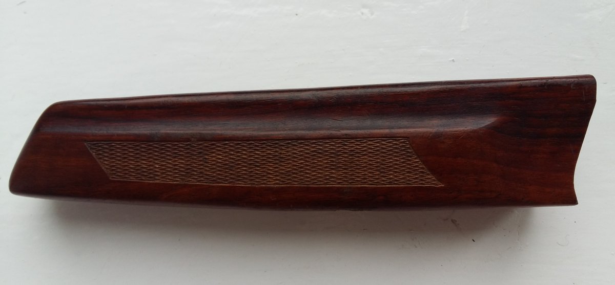 Цевьё лев.jpg