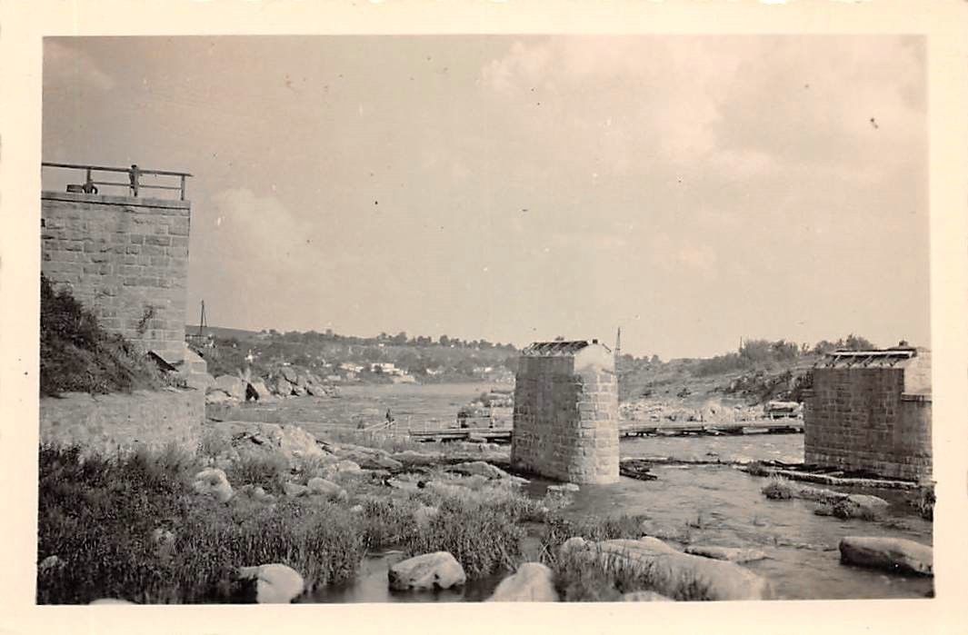 Черкассы Взорванный мост через Рось 1941 г..jpg
