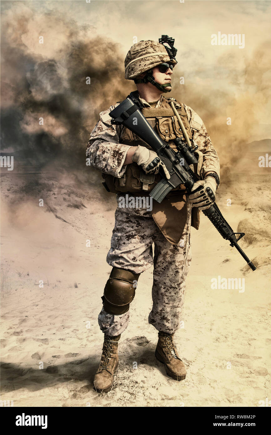 close-up-photo-of-soldier-with-his-rifle-in-the-desert-RW8M2P.jpg