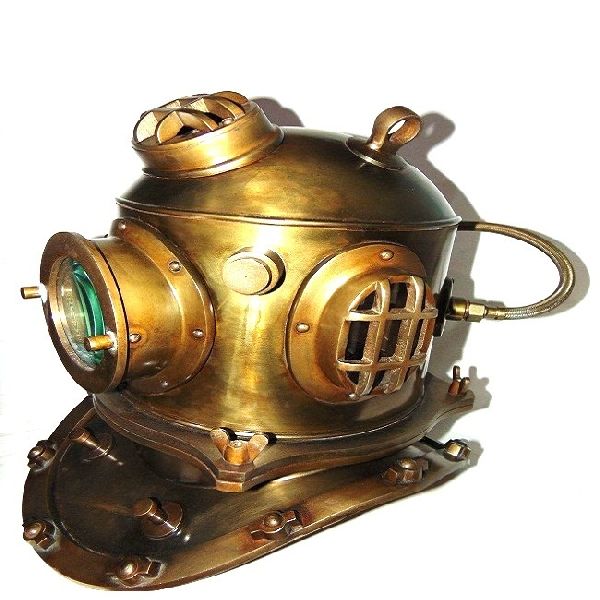 collectible-steampunk-diving-helmet-1543229349-4499490.jpeg