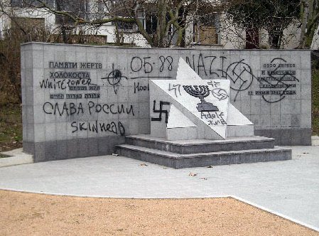 CrMcK47WIAE9uo1.jpg