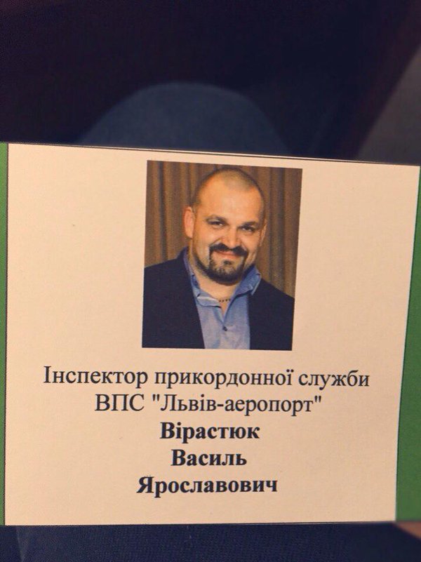 CTYRilsXIAArTBG.jpg