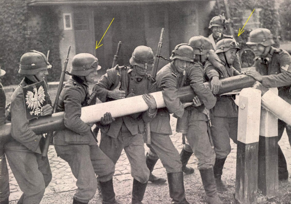 Danzig soldiers_11.jpg