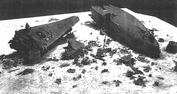 Диорама морского дна в районе гибели линкора Ямато 7 апреля 1945 года..jpg