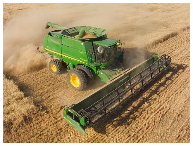 dzhon-dir-john-deere-9770-sts_4.jpg
