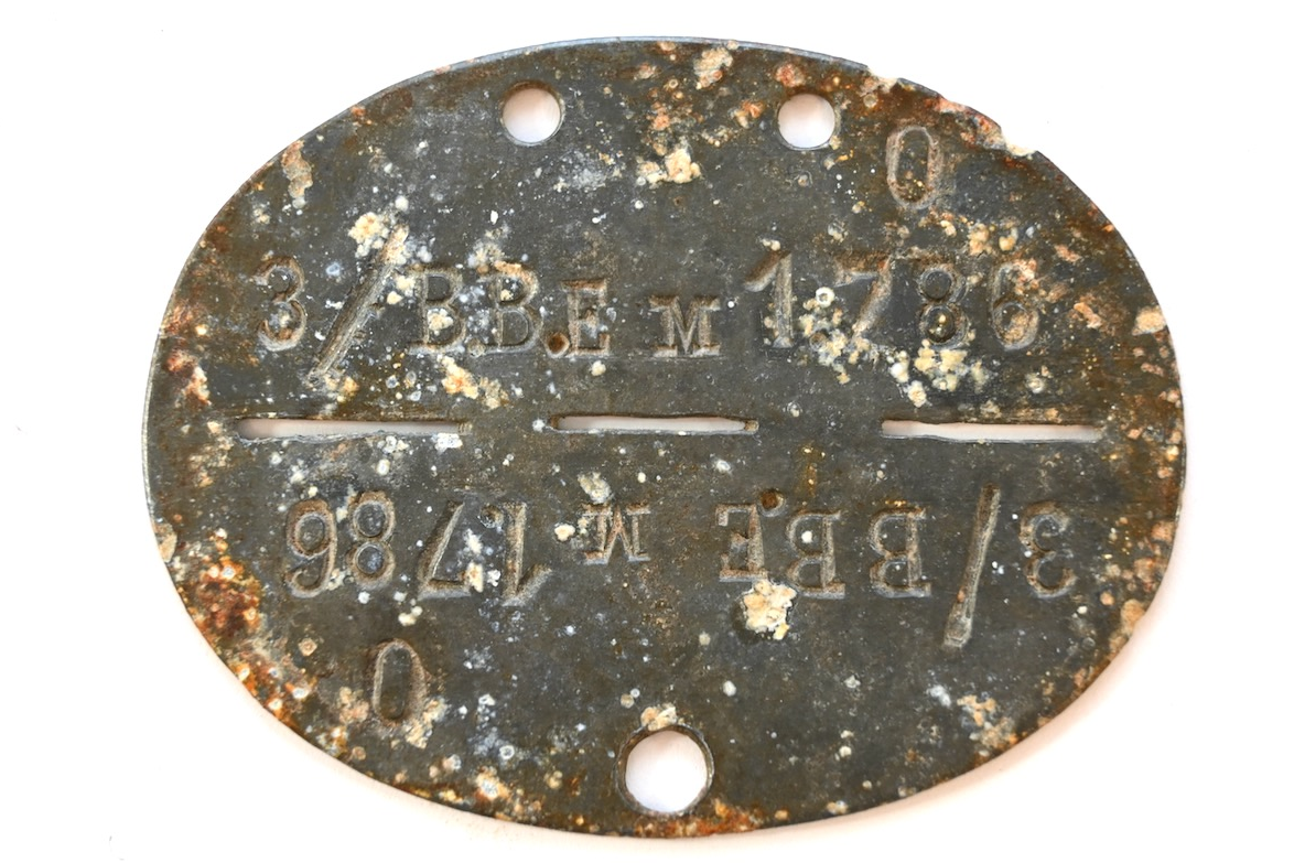 EA-Militaria-3-Beob-Ers-Abt-mot-1-Erkennungsmarke.png