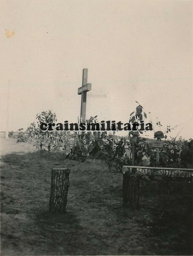 Фастов Friedhof  Grab deutsche Soldaten in FASTOW Fastiw b. Kiew Ukraine 1941.jpg