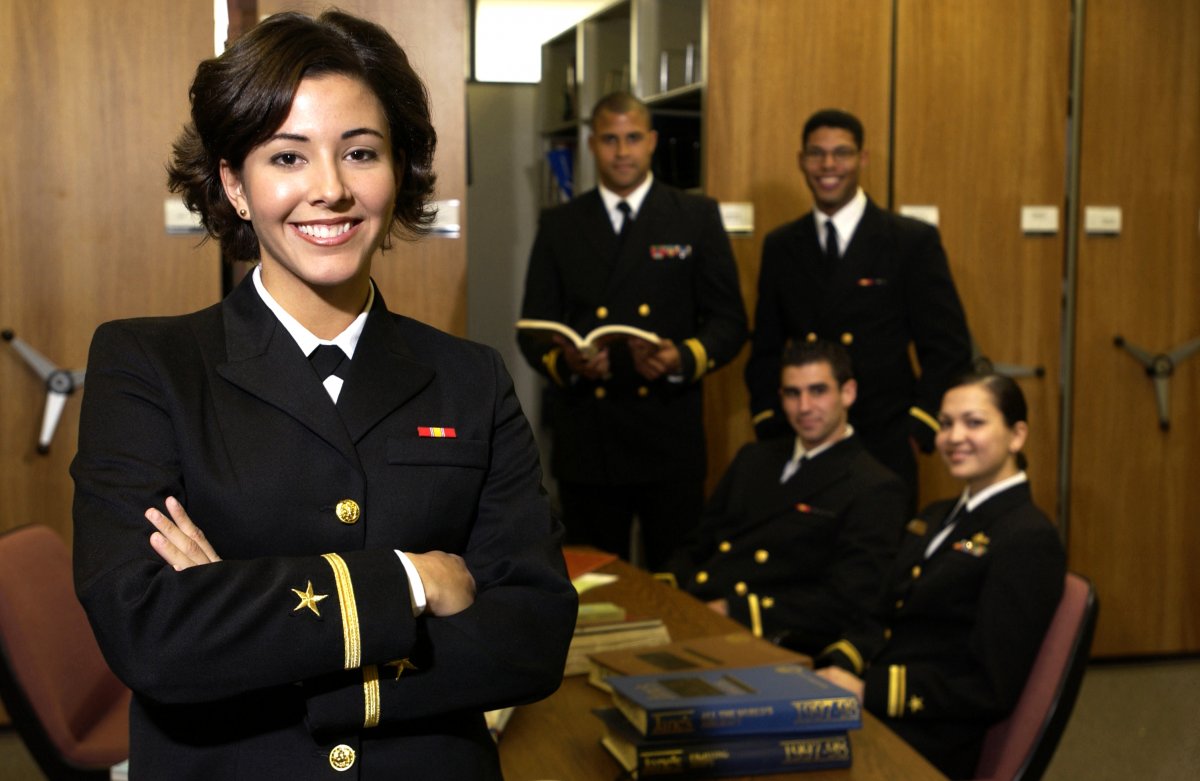 fem_navy_us.jpg