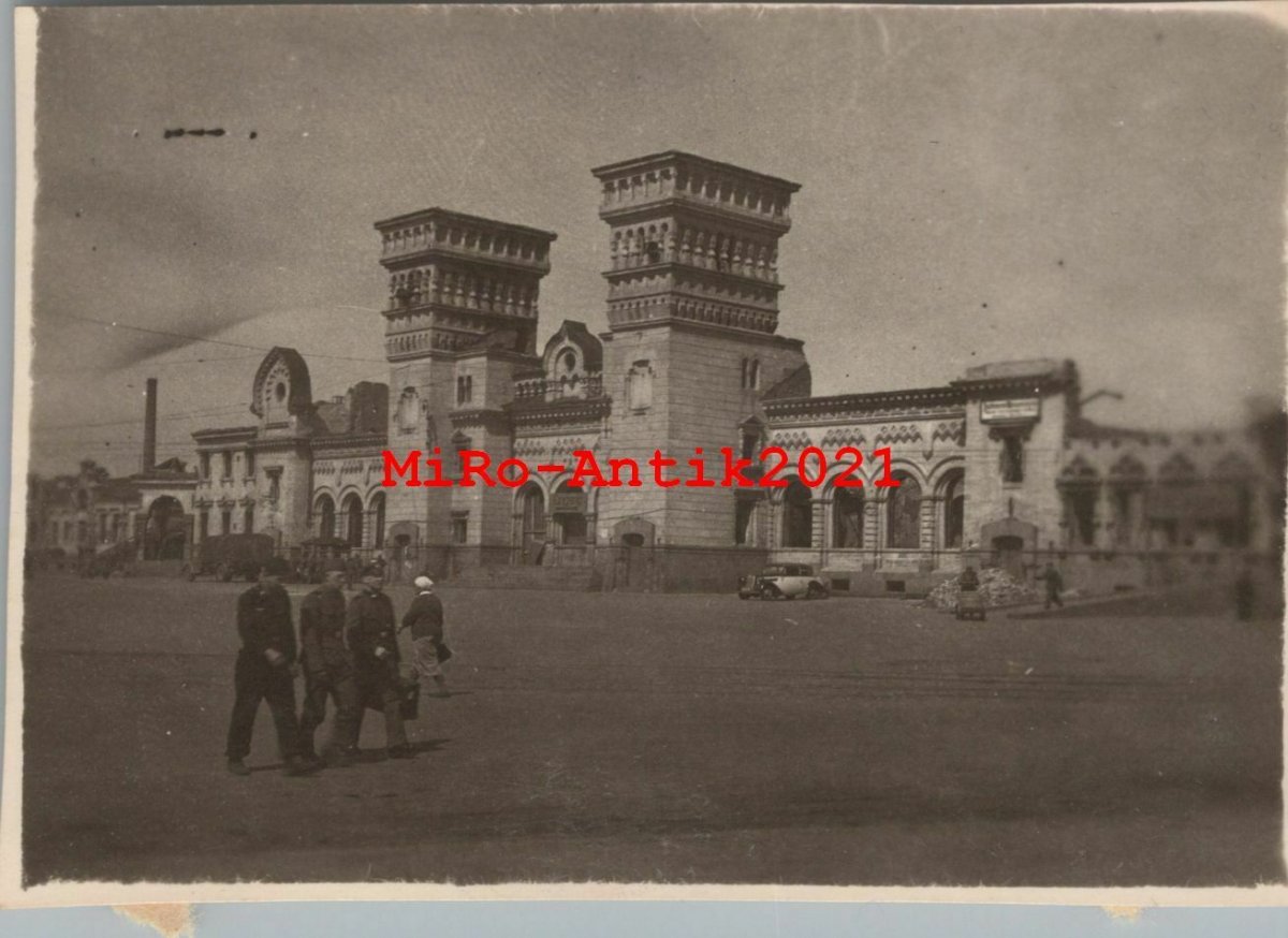 Foto-Wehrmacht-Blick-auf-den-Bahnhof-in.jpg