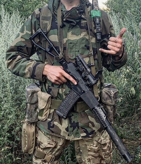 FXr1rxlVEAAL8DK.jpg