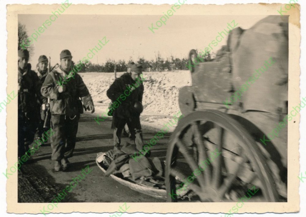 Gebirgsjäger 1944 Rückzug aus Winniza.JPG
