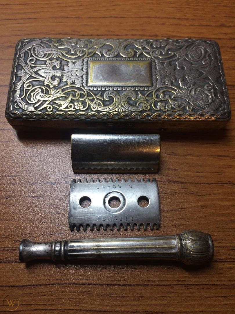 gillette-1909-abc-pocket-edition_1_6fa1cb03f0ca204f7f7a8d83a5607247 (1).jpg