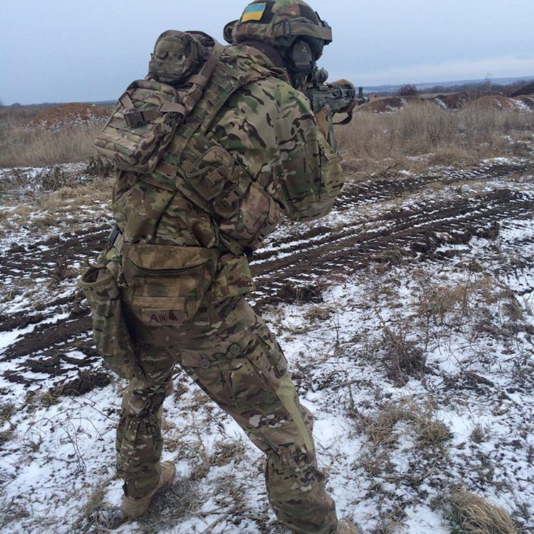 GqBCueu5uDg.jpg